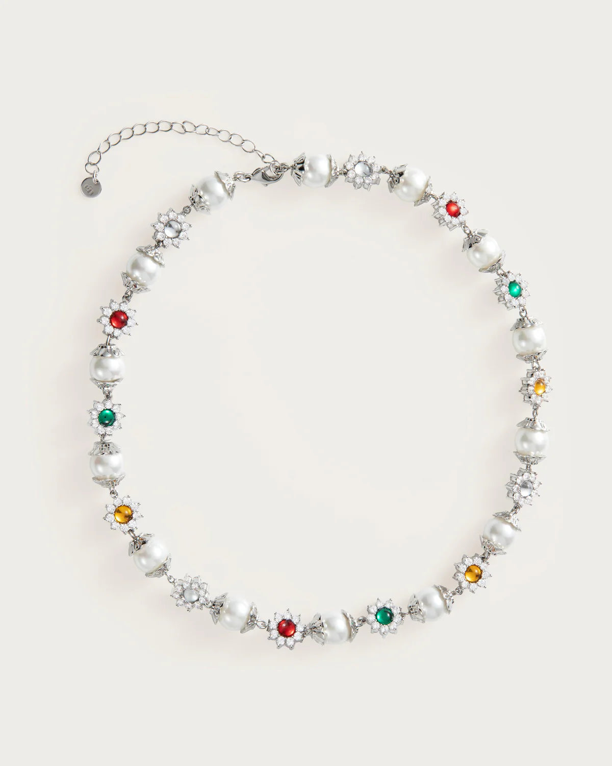 Daisy pearl necklace