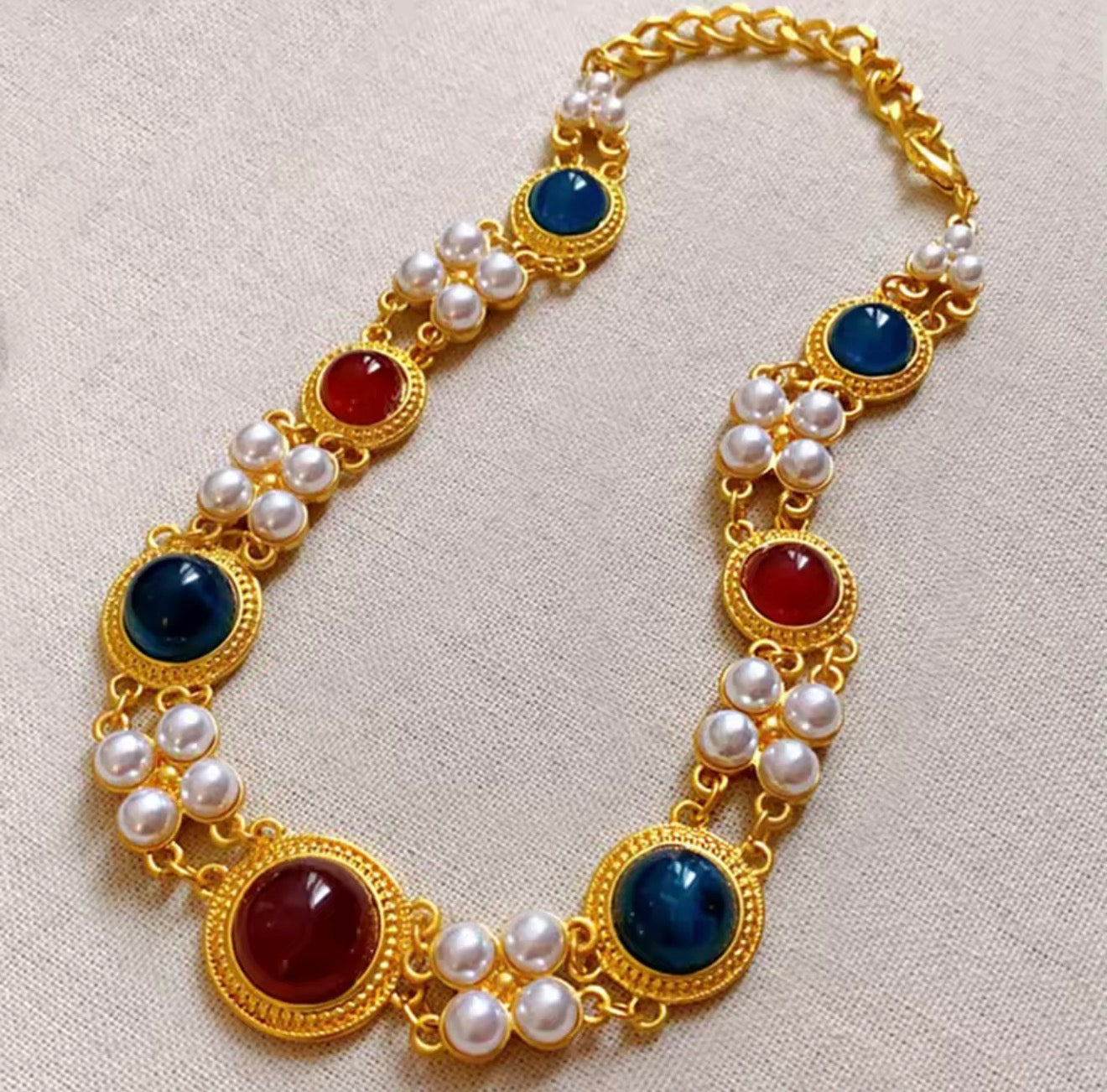 Milano Ruby pearl necklace