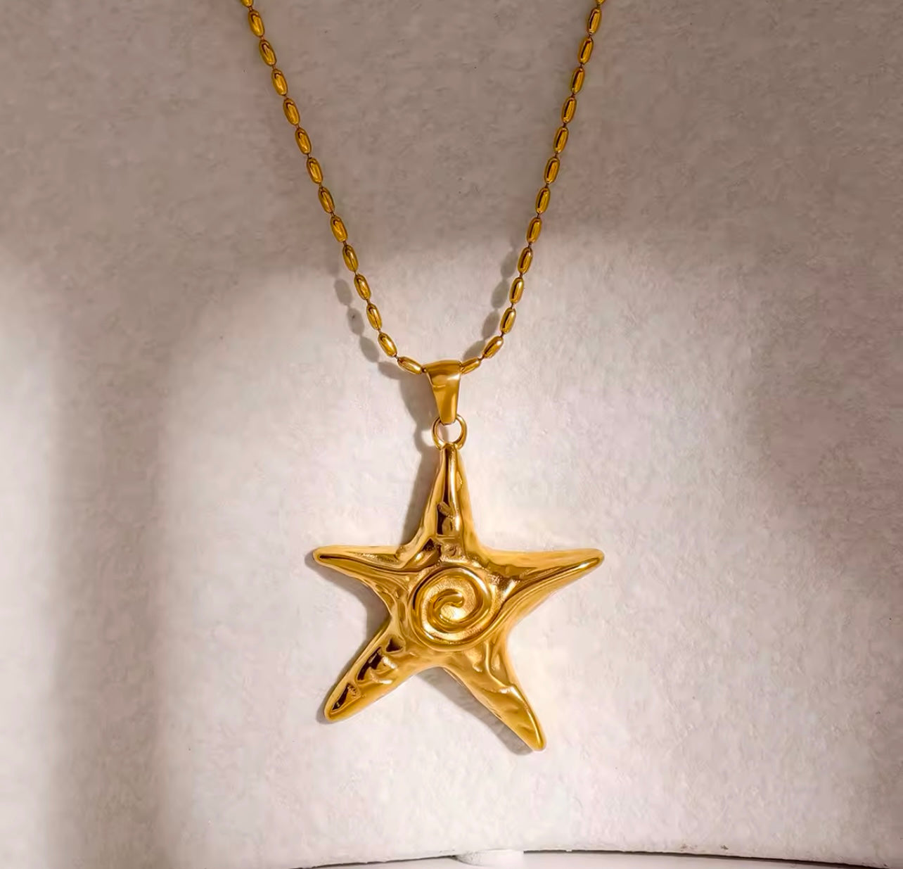 Starfish necklace